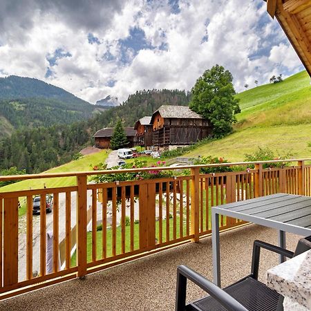 Ciasa Funtanies Puetia Apartment Сан Мартино ин Бадия Екстериор снимка